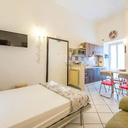 Apartmán Laura Colorful And Relaxing Flat Řím